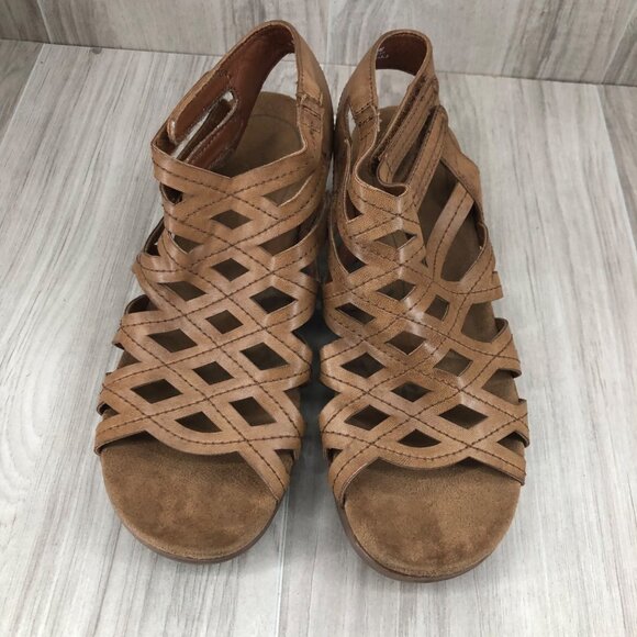 Baretraps Wedge Sandals Womens 8M Trella Brown Hook and Loop Shoes - Picture 10 of 12